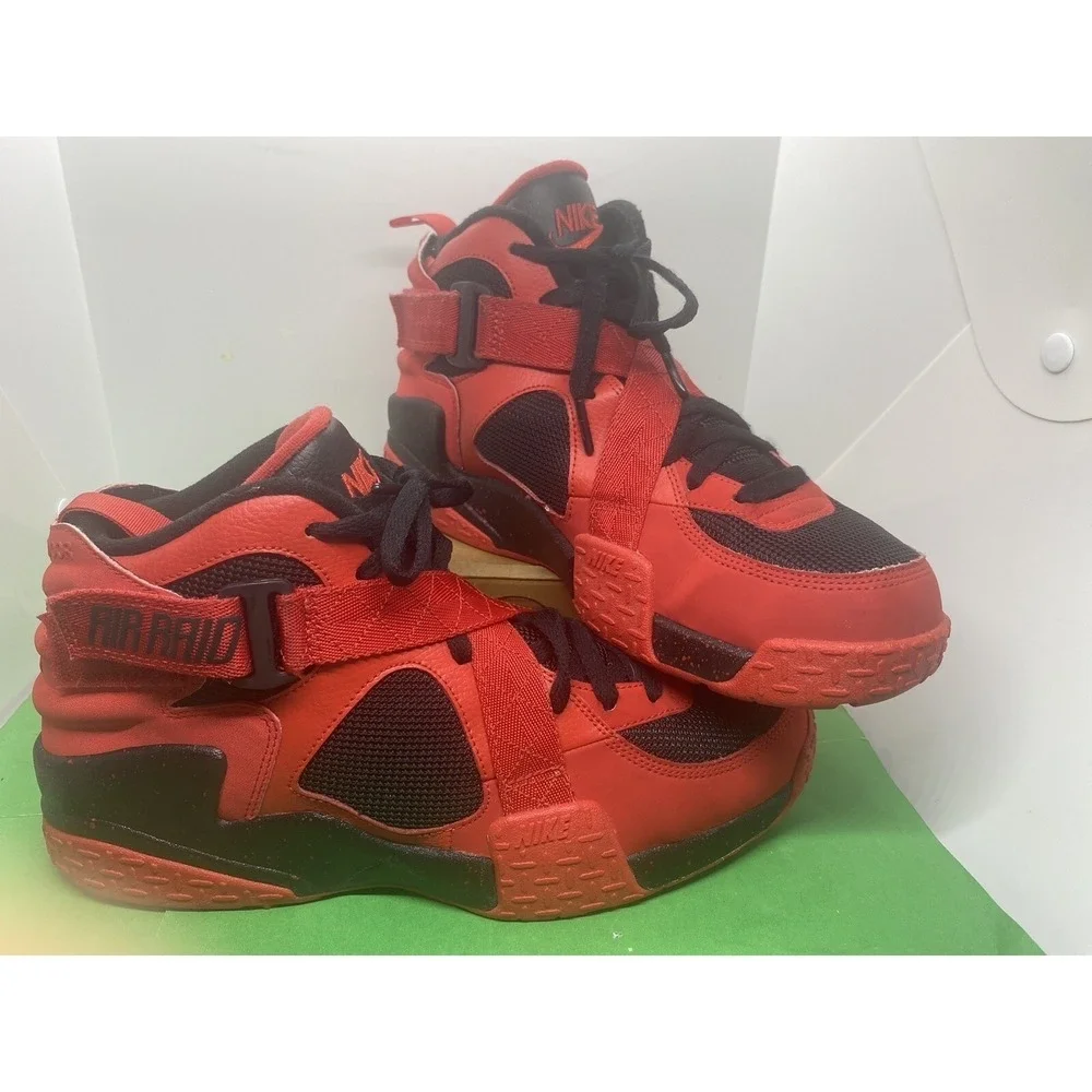 Nike Air Raid University Red Black 642330-600 Bred Mens Size 10.5 High Top